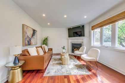 Family Room - 2946 Duncairn Dr., Mississauga at 2946 Duncairn Drive, Central Erin Mills, Mississauga