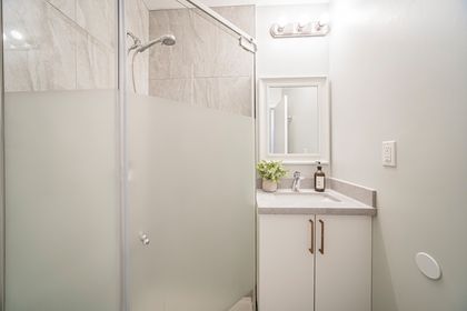 3pc Main Bath - 27 Elise Terr., North York at 27 Elise Terrace, Newtonbrook West, Toronto