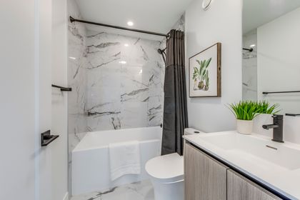 2nd Bedroom Ensuite - 13 - 20 Lou Parsons Way, Mississauga at 13 - 20 Lou Parsons Way, Port Credit, Mississauga