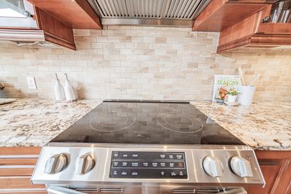 Kitchen - 7 Hagerman Blvd., Markham at 7 Hagerman Boulevard, Unionville, Markham