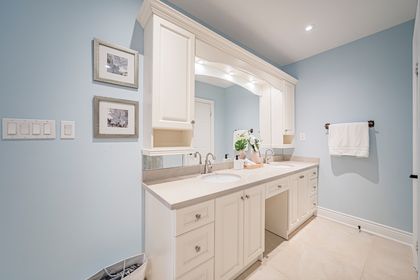 Primary Bedroom Ensuite - 7 Hagerman Blvd., Markham at 7 Hagerman Boulevard, Unionville, Markham