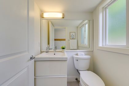 Powder Room - 165 Arichat Rd., Oakville at 165 Arichat Road, 1006 - FD Ford, Oakville
