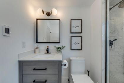 3pc Bath - 1224 Willowbrook Dr., Oakville at 1224 Willowbrook Drive, 1020 - WO West, Oakville