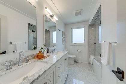 Main Bath - 1224 Willowbrook Dr., Oakville at 1224 Willowbrook Drive, 1020 - WO West, Oakville