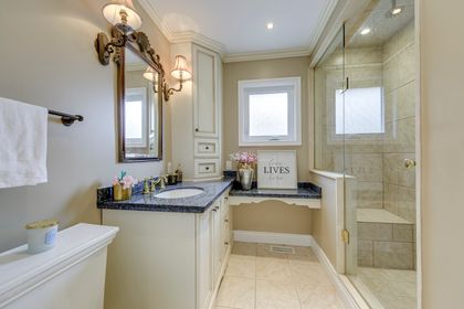 Main Bath - 1311 Blackburn Dr., Oakville at 1311 Blackburn Drive, 1007 - GA Glen Abbey, Oakville