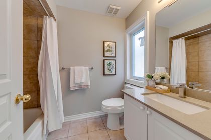 2nd Bedroom Ensuite - 1205 Lindenrock Dr., Oakville at 1205 Lindenrock Drive, 1009 - JC Joshua Creek, Oakville