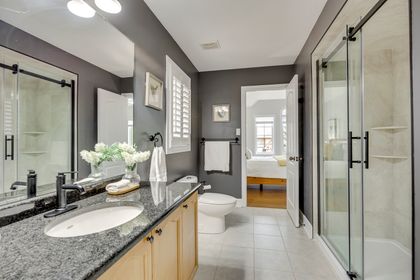 Semi-Ensuite - 1517 Craigleith Rd., Oakville at 1517 Craigleith Road, JC Joshua Creek, Oakville