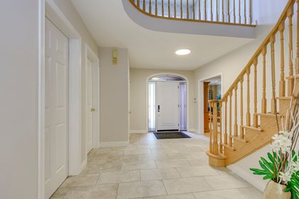 mls-24 at 395 March Crescent, 1015 - RO River Oaks, Oakville