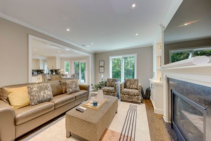 mls-33 at 395 March Crescent, 1015 - RO River Oaks, Oakville