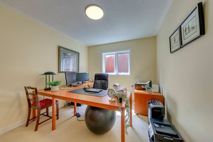 mls-40 at 395 March Crescent, 1015 - RO River Oaks, Oakville