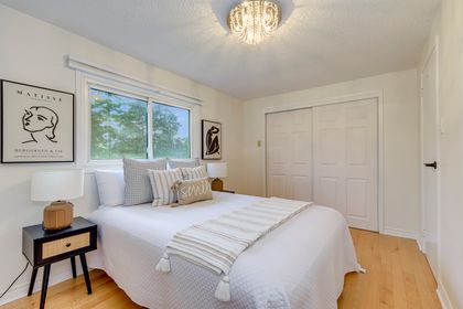 Primary Bedroom - 741 Queensbridge Dr., Mississauga at 741 Queensbridge Drive, Creditview, Mississauga