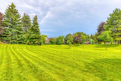 Ashgate Park - 741 Queensbridge Dr., Mississauga at 741 Queensbridge Drive, Creditview, Mississauga