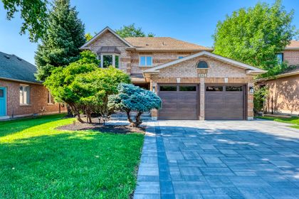 Exterior - 1124 Thoresby Dr., Oakville at 1124 Thoresby Drive, Clearview, Oakville