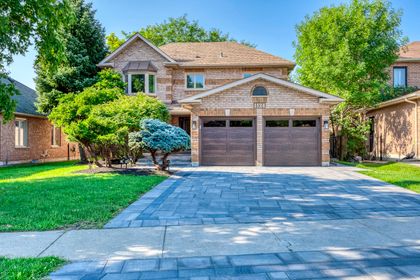 Exterior - 1124 Thoresby Dr., Oakville at 1124 Thoresby Drive, Clearview, Oakville