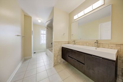Main Bath - 1418 Gulledge Tr., Oakville at 1418 Gulledge Trail, West Oak Trails, Oakville