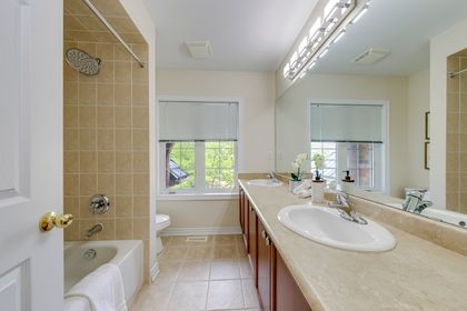 Main Bath - 2298 Salcome Dr., Oakville at 2298 Salcome Drive, JC Joshua Creek, Oakville