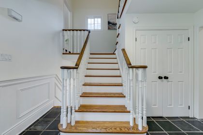Stairs to 2nd Level - 1384 Bramblewood Green, Oakville at 1384 Bramblewood Green, GA Glen Abbey, Oakville