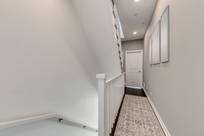 2nd Level - 236 - 3074 Sixth Line, Oakville at 236 - 3074 Sixth Line, 1008 - GO Glenorchy, Oakville