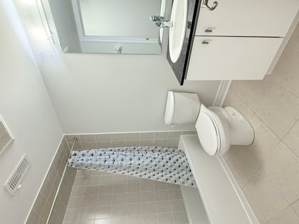 Basement 4pc Bath - 26 Yarl Dr., Markham at 26 Yarl Drive, Middlefield, Markham
