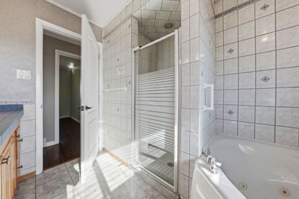 4pc Main Bath - 1069 Bird Rd., Dunnville at 1069 Bird Road