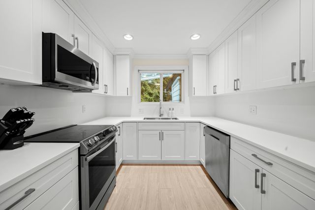 dsc06007 at 1842 Brown Street, Central Coquitlam, Coquitlam