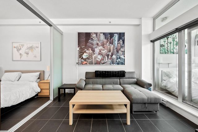 262962090-67aaf76c-be65-41de-966c-a46c6cbf9773 at 501 - 33 W Pender Street, Downtown VW, Vancouver West