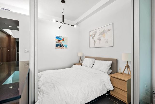 262962090-ed7070c1-31b8-4756-8311-2464ca42ea80 at 501 - 33 W Pender Street, Downtown VW, Vancouver West