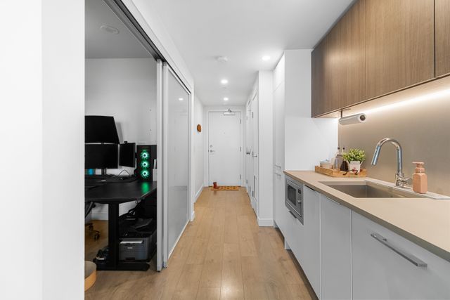 11 at 707 - 13318 104 Avenue, Whalley, North Surrey