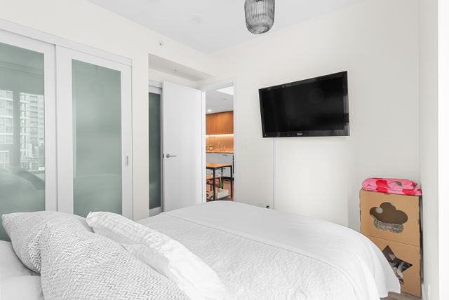 15 at 707 - 13318 104 Avenue, Whalley, North Surrey