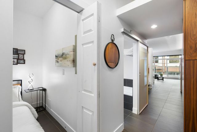 262810680-14 at 207 - 33 Pender Street, Downtown VW, Vancouver West