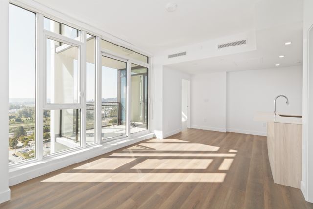 04a at 1602 - 901 Lougheed Highway, Maillardville, Coquitlam