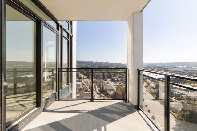 19 at 1602 - 901 Lougheed Highway, Maillardville, Coquitlam