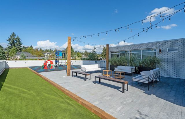 262838901-18 at 1602 - 901 Lougheed Highway, Maillardville, Coquitlam