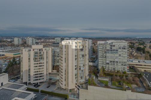 1503 - 8248 Lansdowne Road, Brighouse, Richmond photo number 2