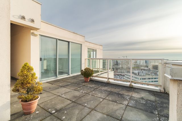 29 at 1503 - 8248 Lansdowne Road, Brighouse, Richmond