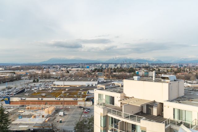 32 at 1503 - 8248 Lansdowne Road, Brighouse, Richmond