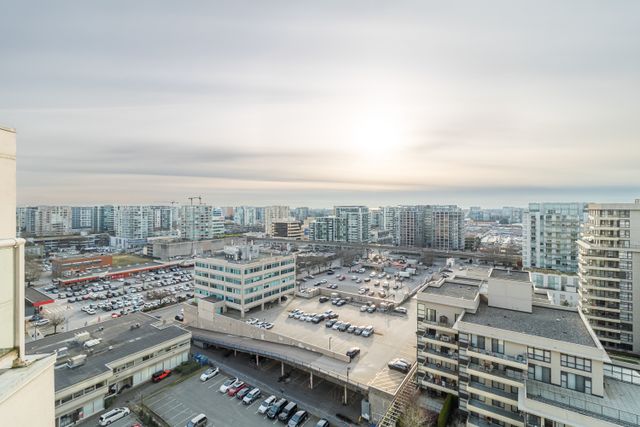 33 at 1503 - 8248 Lansdowne Road, Brighouse, Richmond