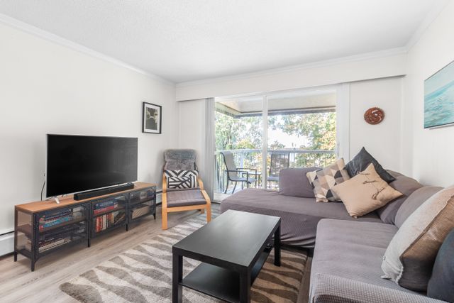 03 at 515 - 371 Ellesmere Avenue, Capitol Hill BN, Burnaby North