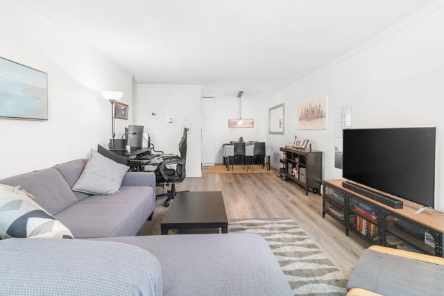 05 at 515 - 371 Ellesmere Avenue, Capitol Hill BN, Burnaby North