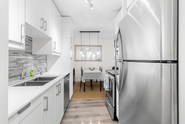 09 at 515 - 371 Ellesmere Avenue, Capitol Hill BN, Burnaby North