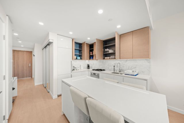 dsc06926 at 1810 - 2186 Gilmore Avenue, Brentwood Park, Burnaby North