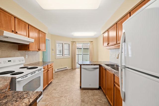 dsc08062 at 201 - 13876 102 Avenue, Whalley, North Surrey