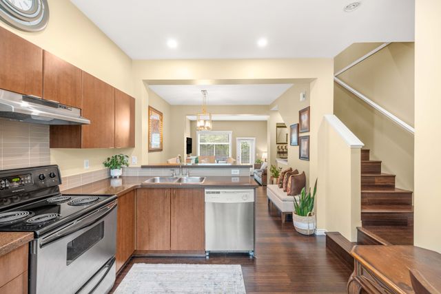 dsc00009 at 50 - 15075 60 Avenue, Sullivan Station, Surrey