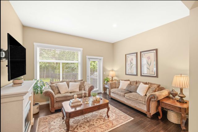 dsc00056 at 50 - 15075 60 Avenue, Sullivan Station, Surrey