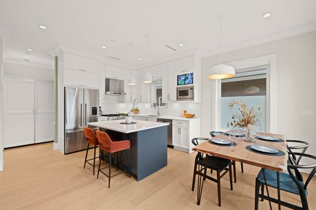 dsc07200 at 1751 E 14th Avenue, Grandview Woodland, Vancouver East