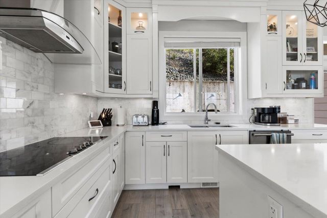 262946976-94a7290b-eb3a-4cec-b216-98458cccfef4 at 12 - 5248 Goldspring Place, Promontory, Sardis