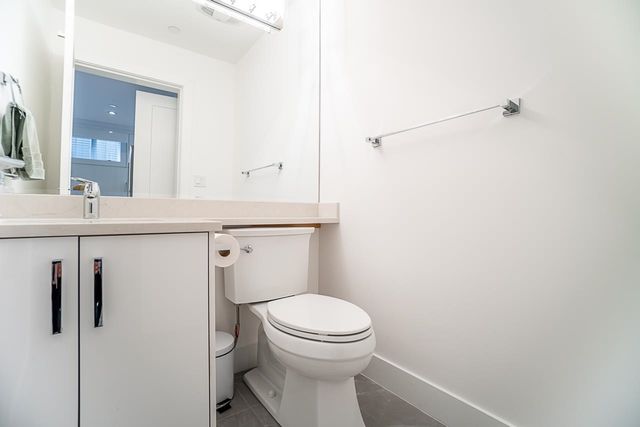 262698037-25 at 6585 Brooks, Killarney VE, Vancouver East