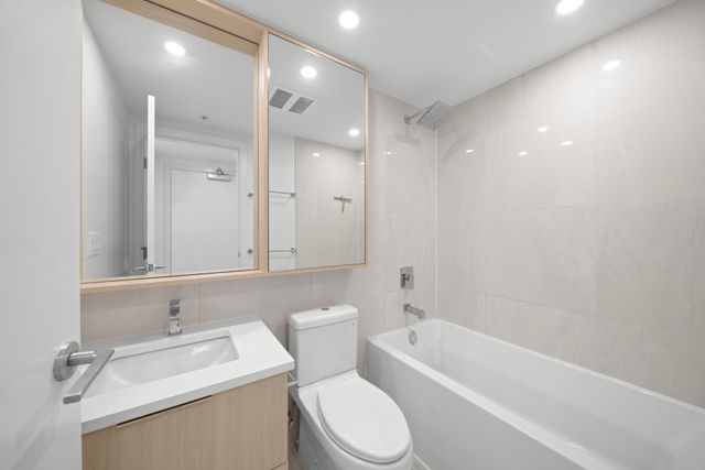 dsc09176 at 2108 - 13318 104 Avenue, Whalley, North Surrey