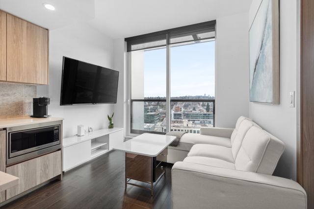 03 at 1707 - 1768 Cook Street, False Creek, Vancouver West