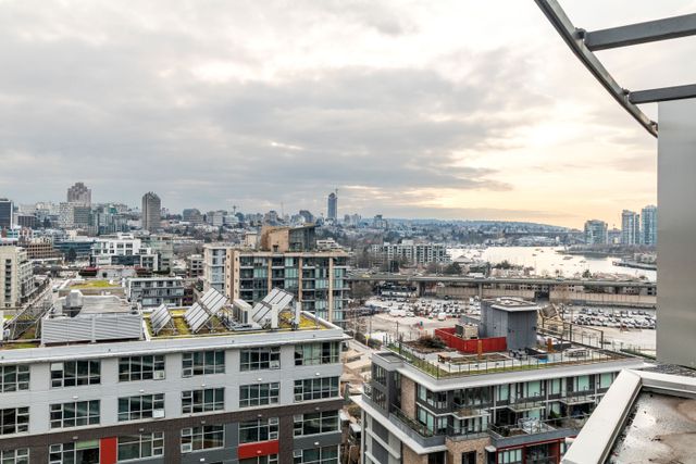 13 at 1707 - 1768 Cook Street, False Creek, Vancouver West